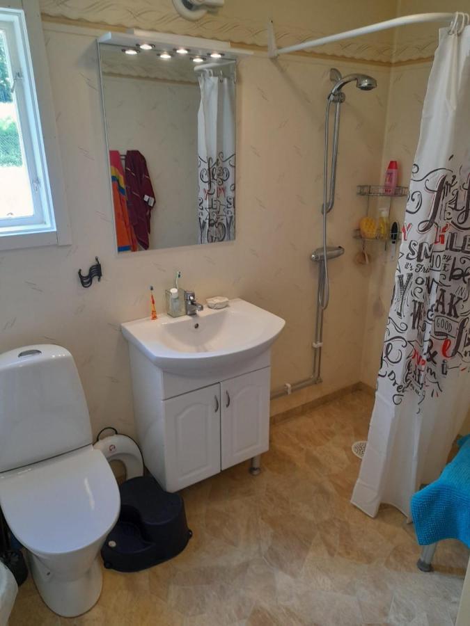 Summer Bedroom, Outside Toilet, Shower, Kitchen. 120 M From Sandbach. Bracke  ภายนอก รูปภาพ